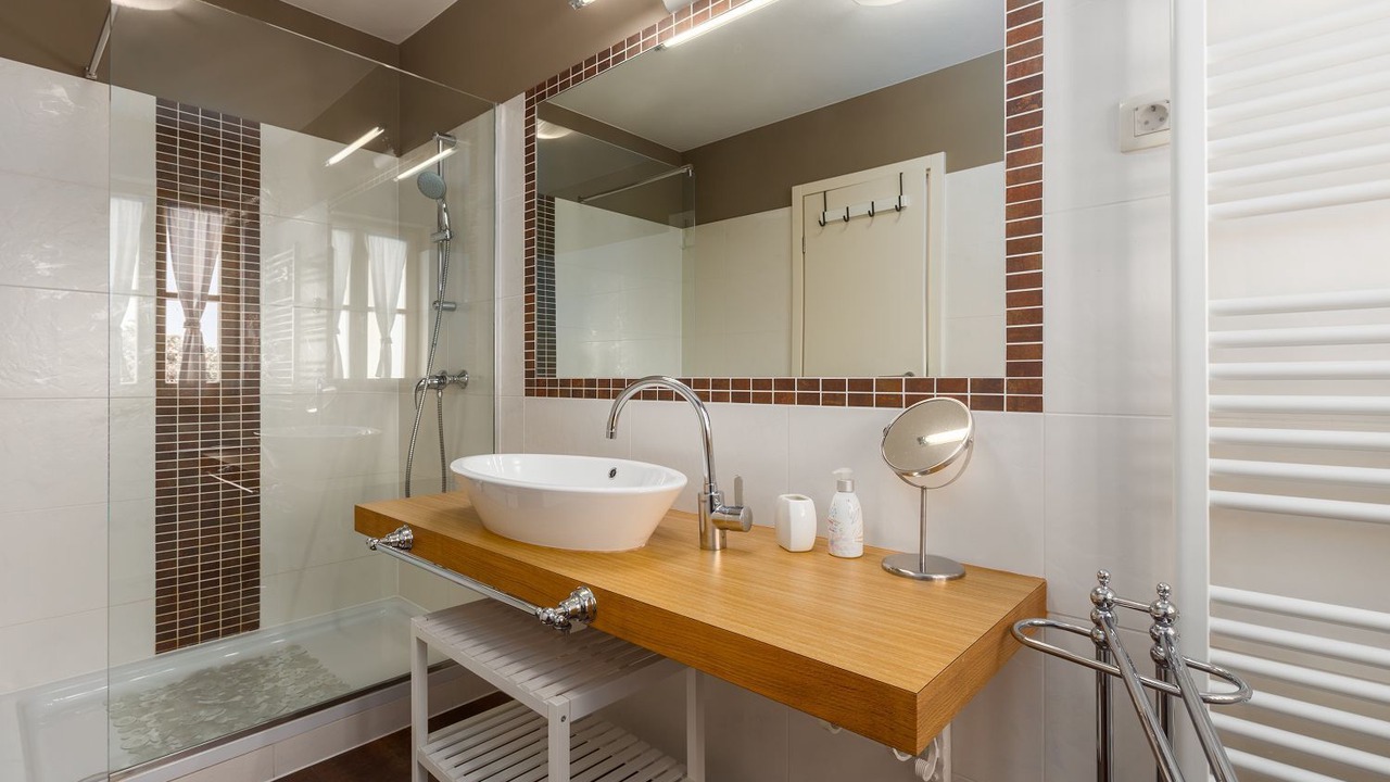Photo of Bathroom in Heraki