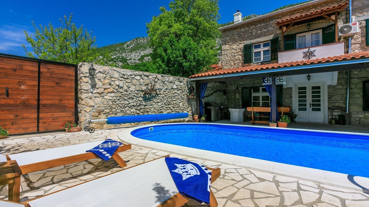 Photo of Outdoor in Drivenik