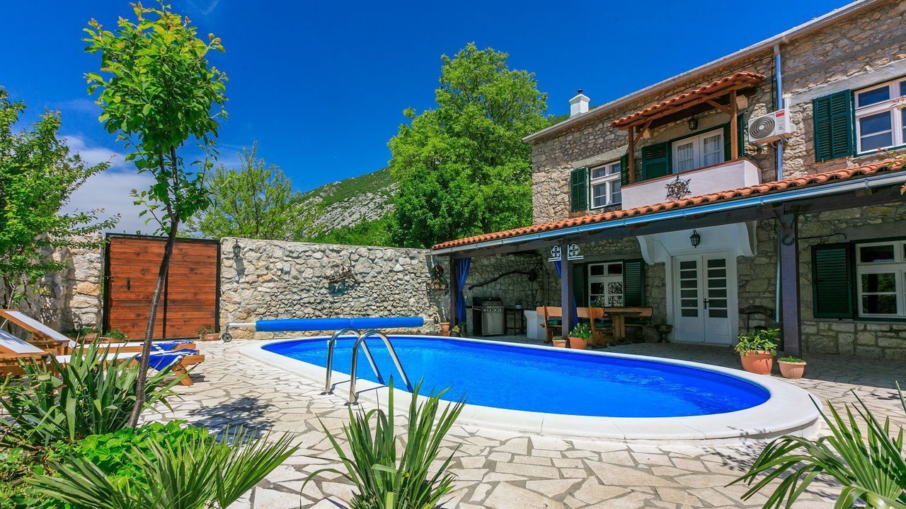 Photo of Outdoor in Drivenik