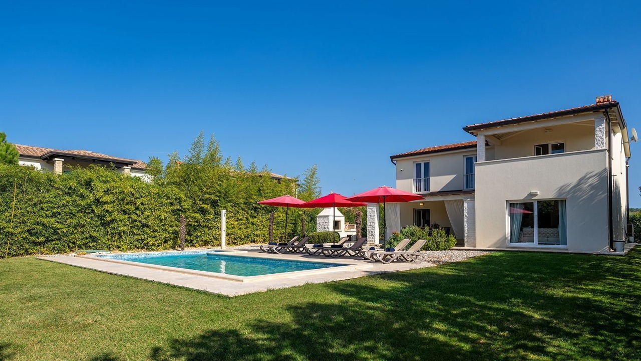 Photo of Outdoor in Labinci