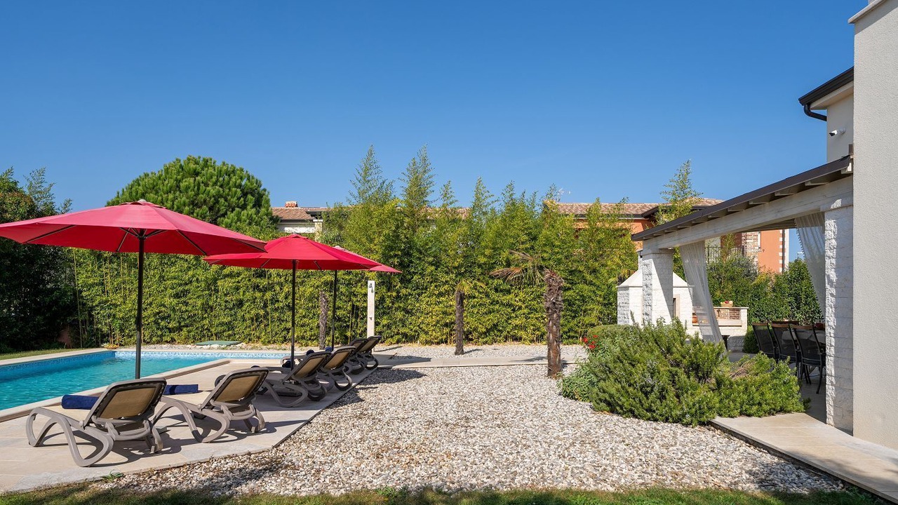 Photo of Outdoor in Labinci