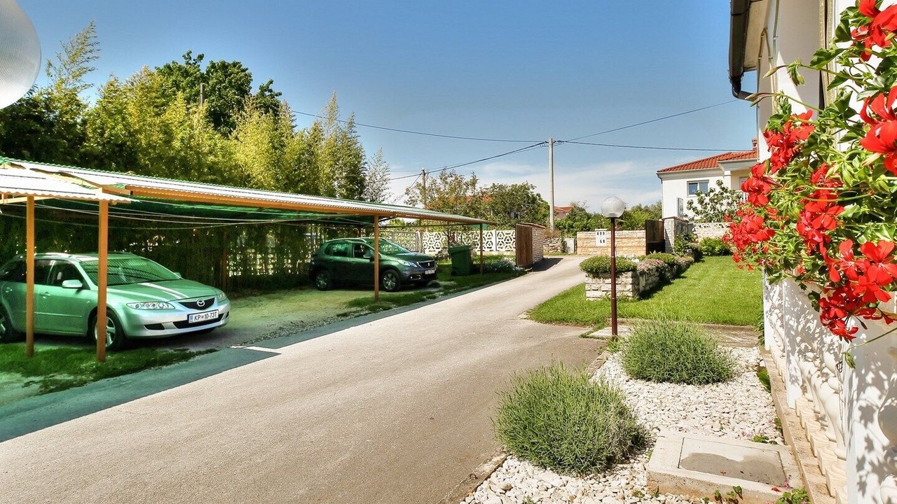 Photo of Outdoor in Zambratija