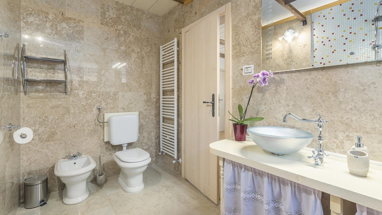 Photo of Bathroom in Heki