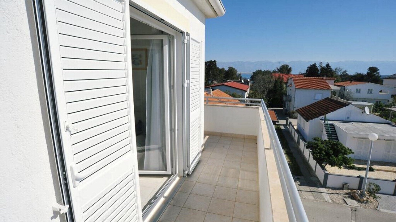 Photo of Outdoor in Nin