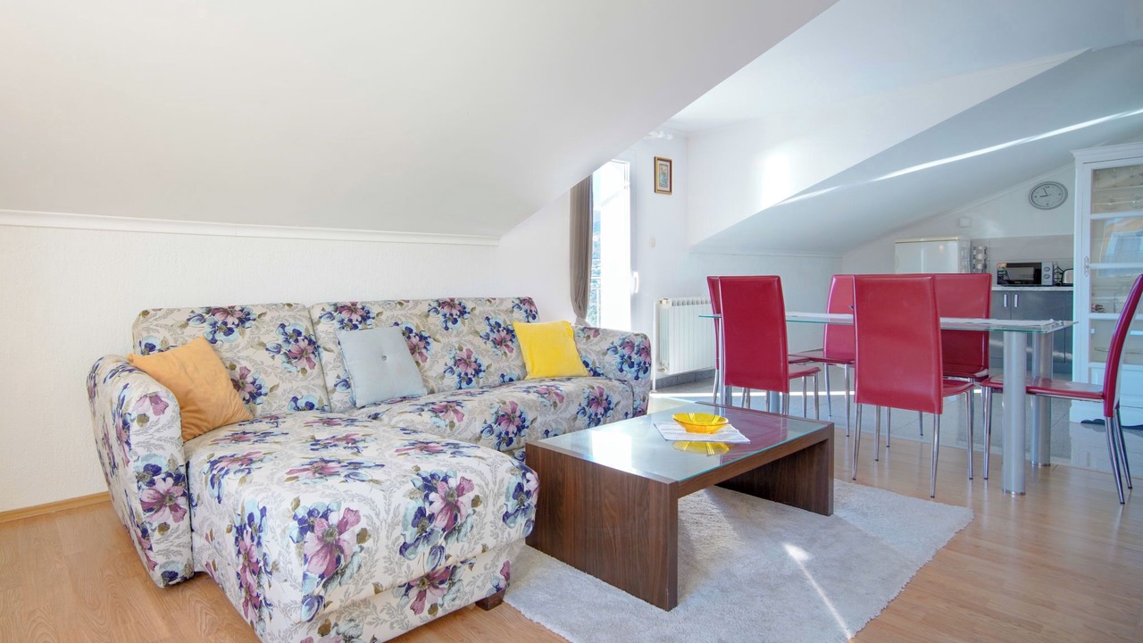 Photo of Livingroom in Sarsoni