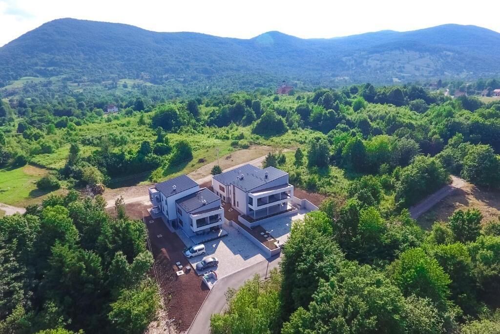 Photo of Outdoor in Catrnja