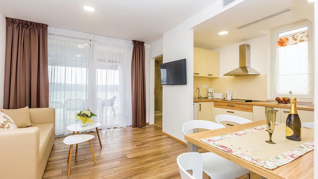 Photo of Bedroom in Punat