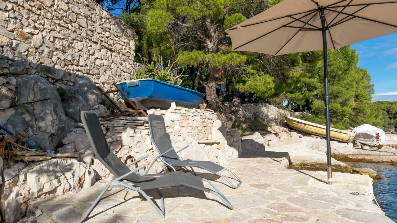 Photo of Patio Balcony in Cove Osibova (Milna)