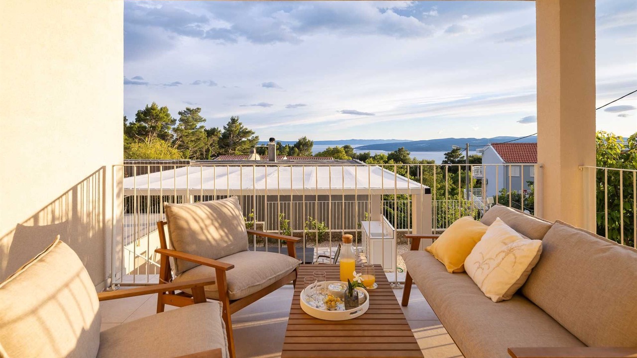 Photo of Patio Balcony in Bast