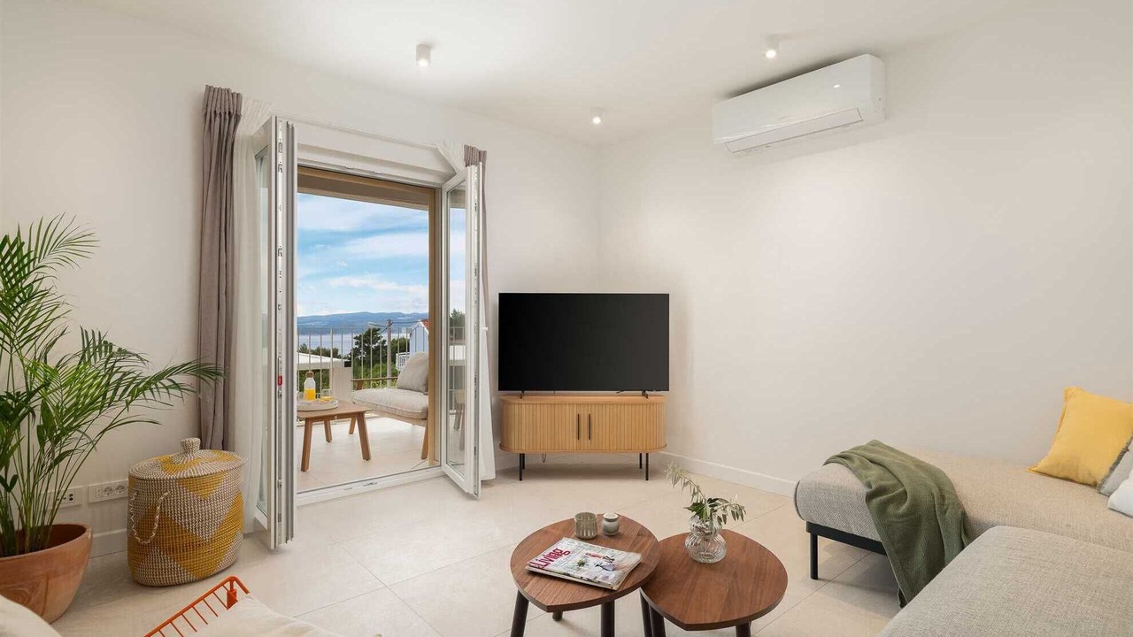 Photo of Livingroom in Bast