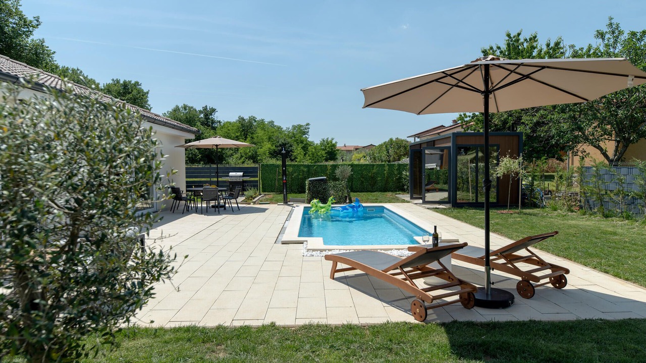 Photo of Outdoor in Nedescina