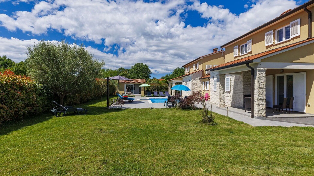 Photo of Outdoor in Marceljani