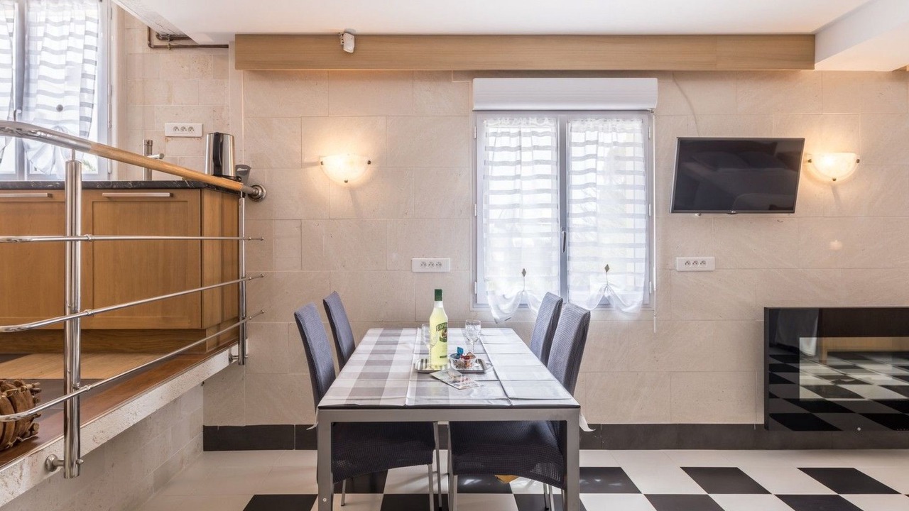 Photo of Livingroom in Businci