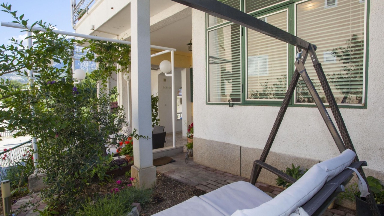 Photo of Patio Balcony in Bidol