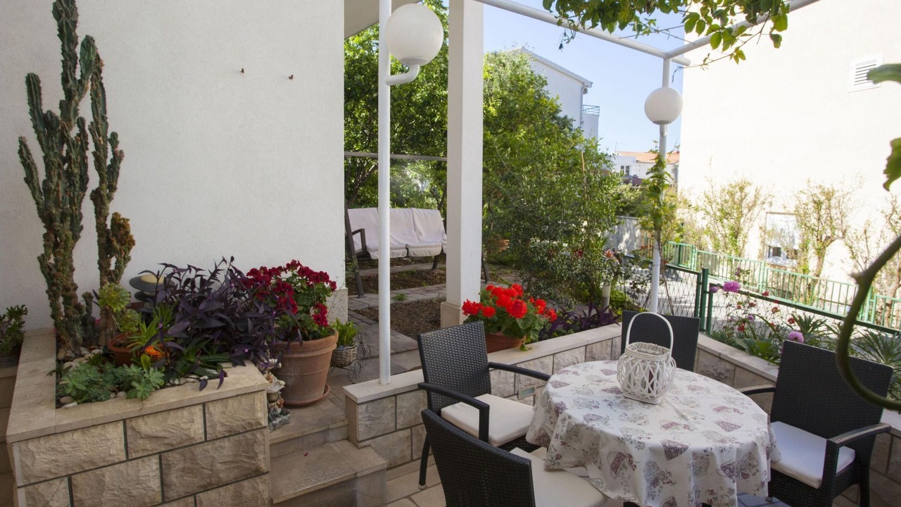 Photo of Outdoor in Bidol