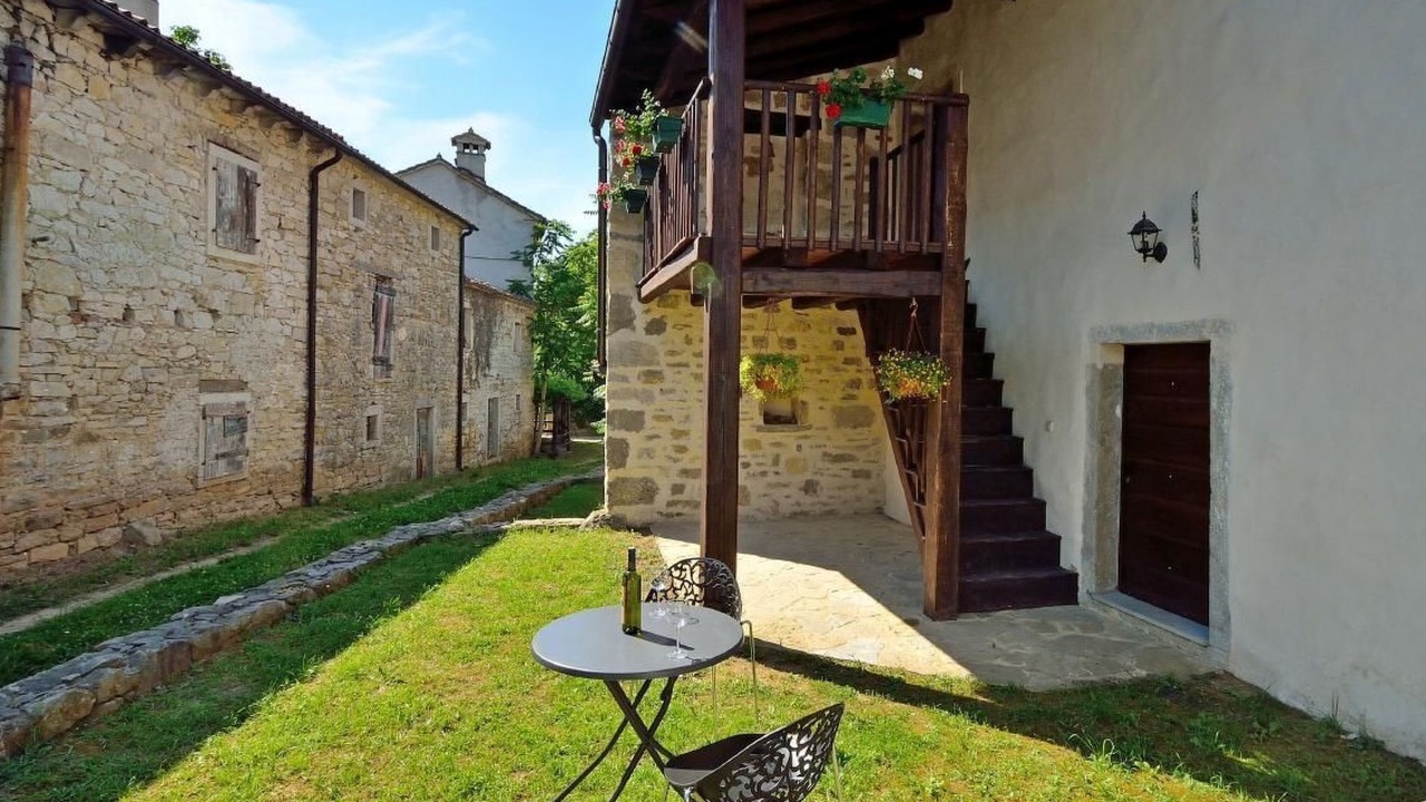 Photo of Outdoor in Kotli