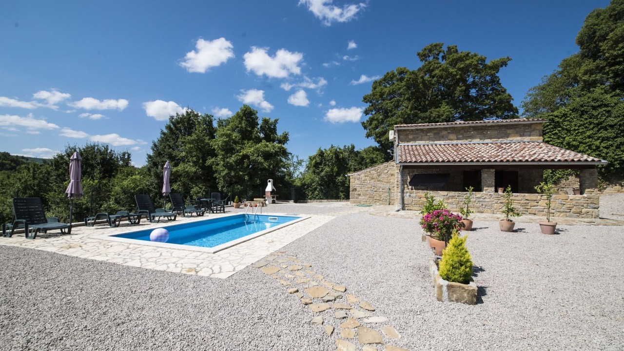 Photo of Outdoor in Korelici