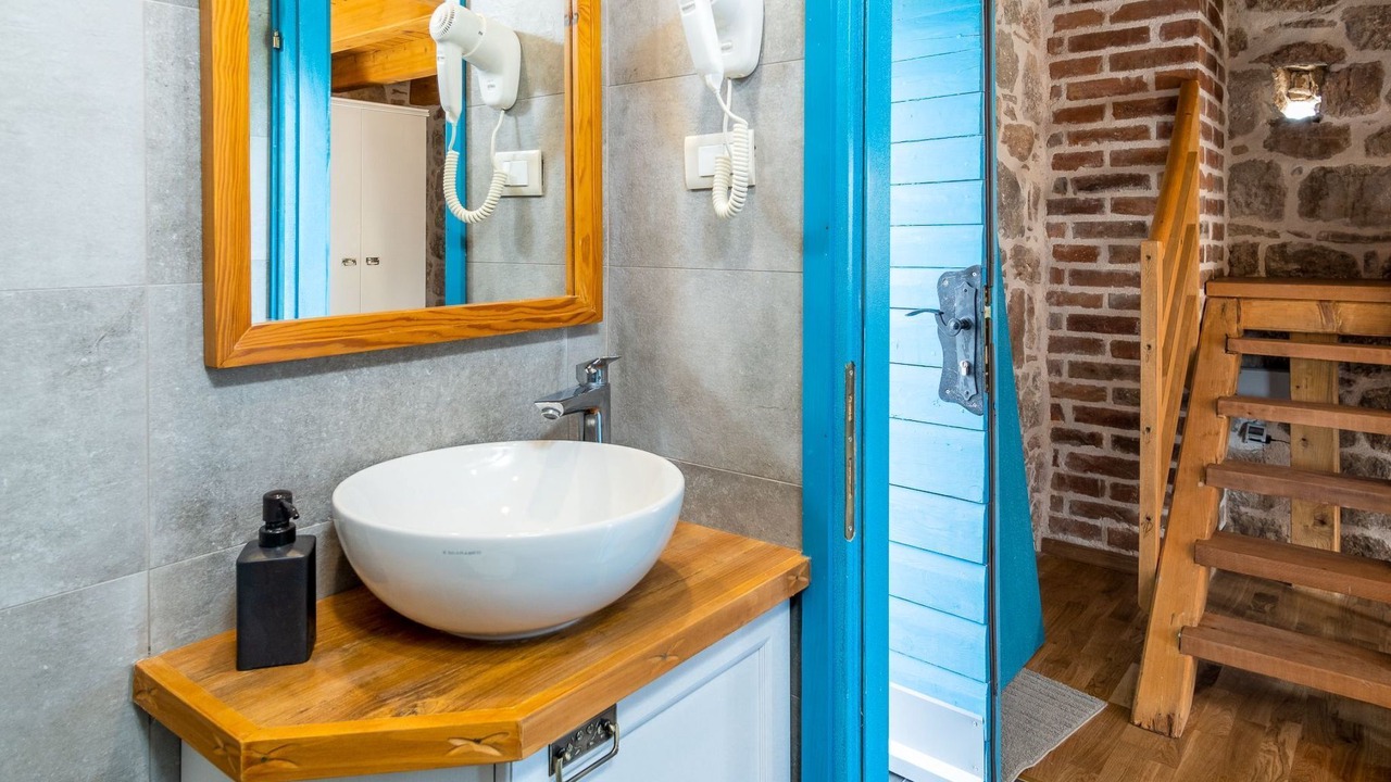 Photo of Bathroom in Seline