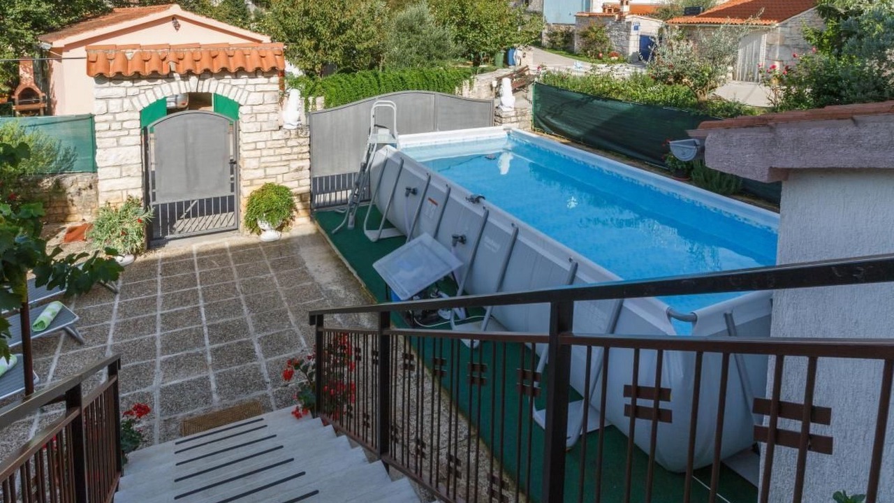 Photo of Outdoor in Peresiji