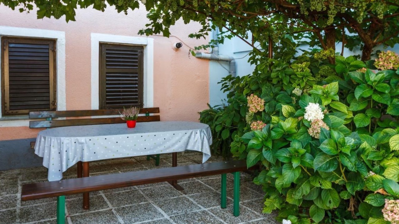 Photo of Outdoor in Peresiji