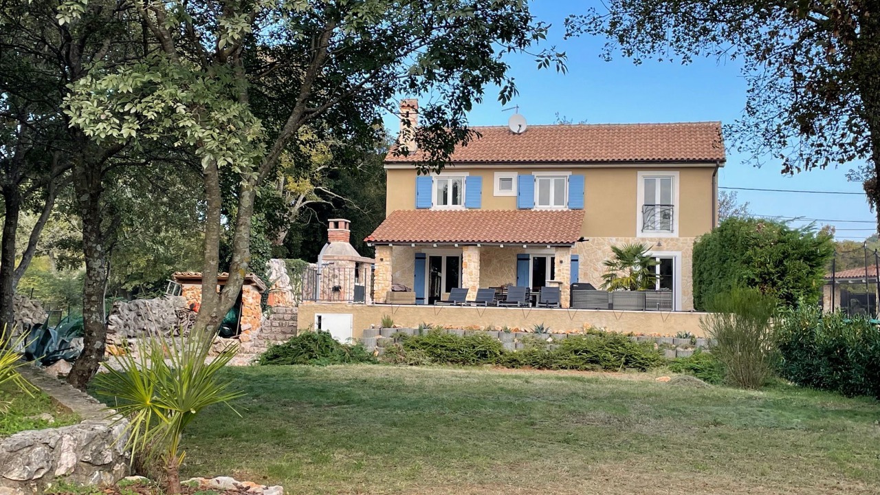Photo of Others in Garica