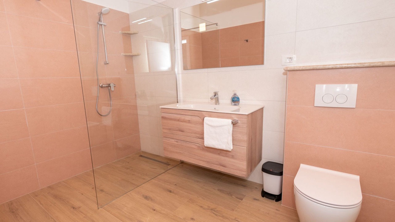 Photo of Bathroom in Vinez