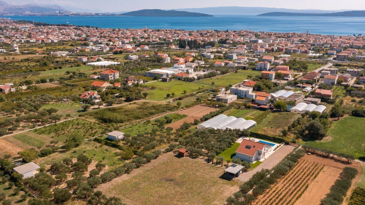 Photo of Outdoor in Rudine
