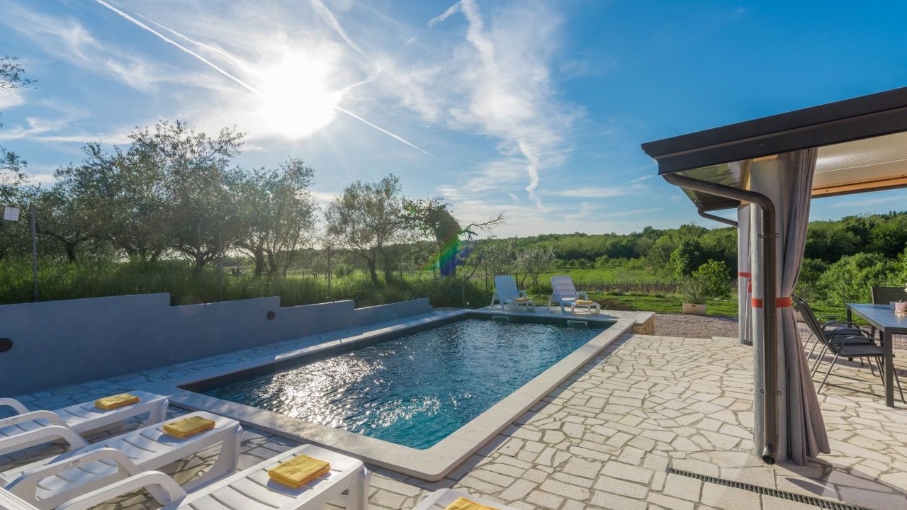 Photo of Outdoor in Radini