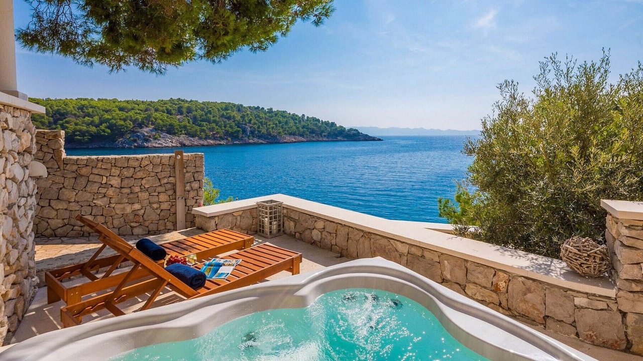 Photo of Patio Balcony in Cove Osibova (Milna)