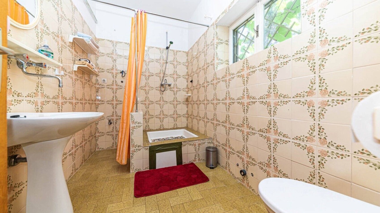 Photo of Bathroom in Businci