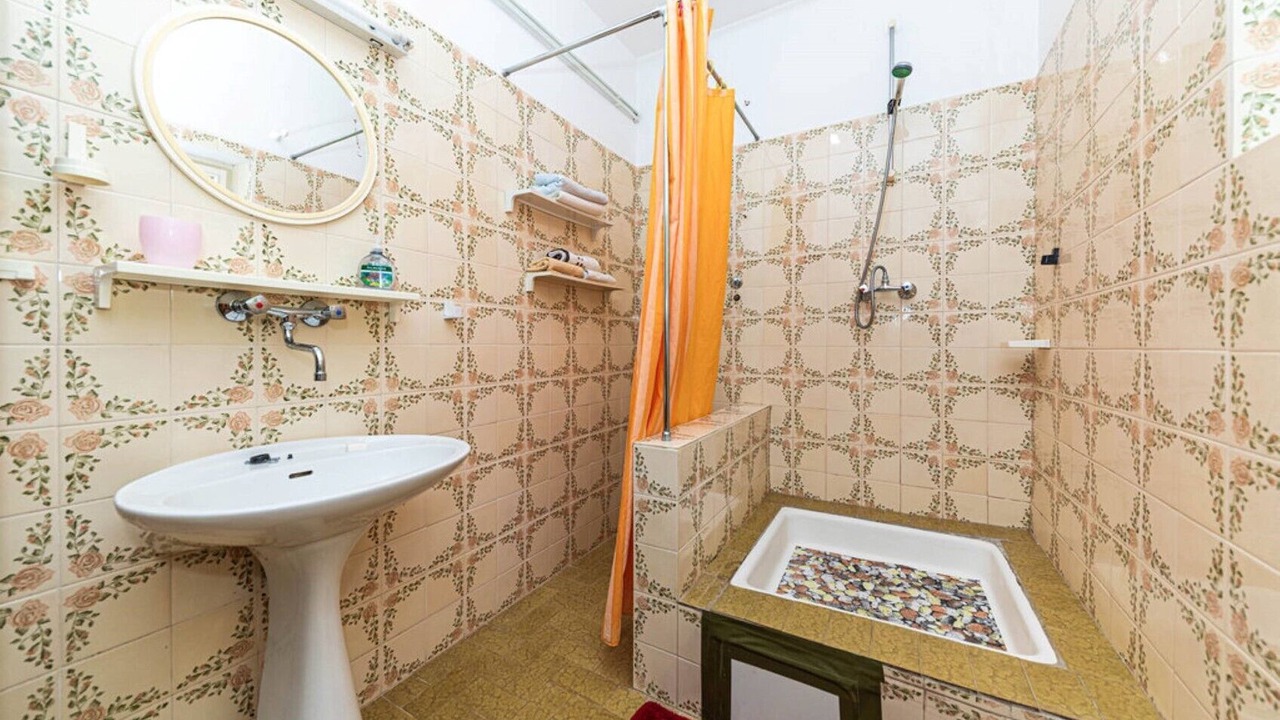 Photo of Bathroom in Businci