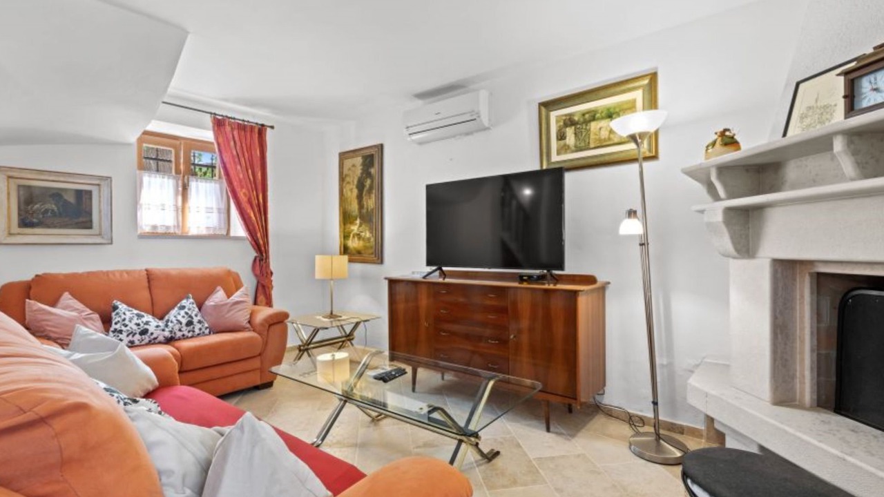 Photo of Livingroom in Burici
