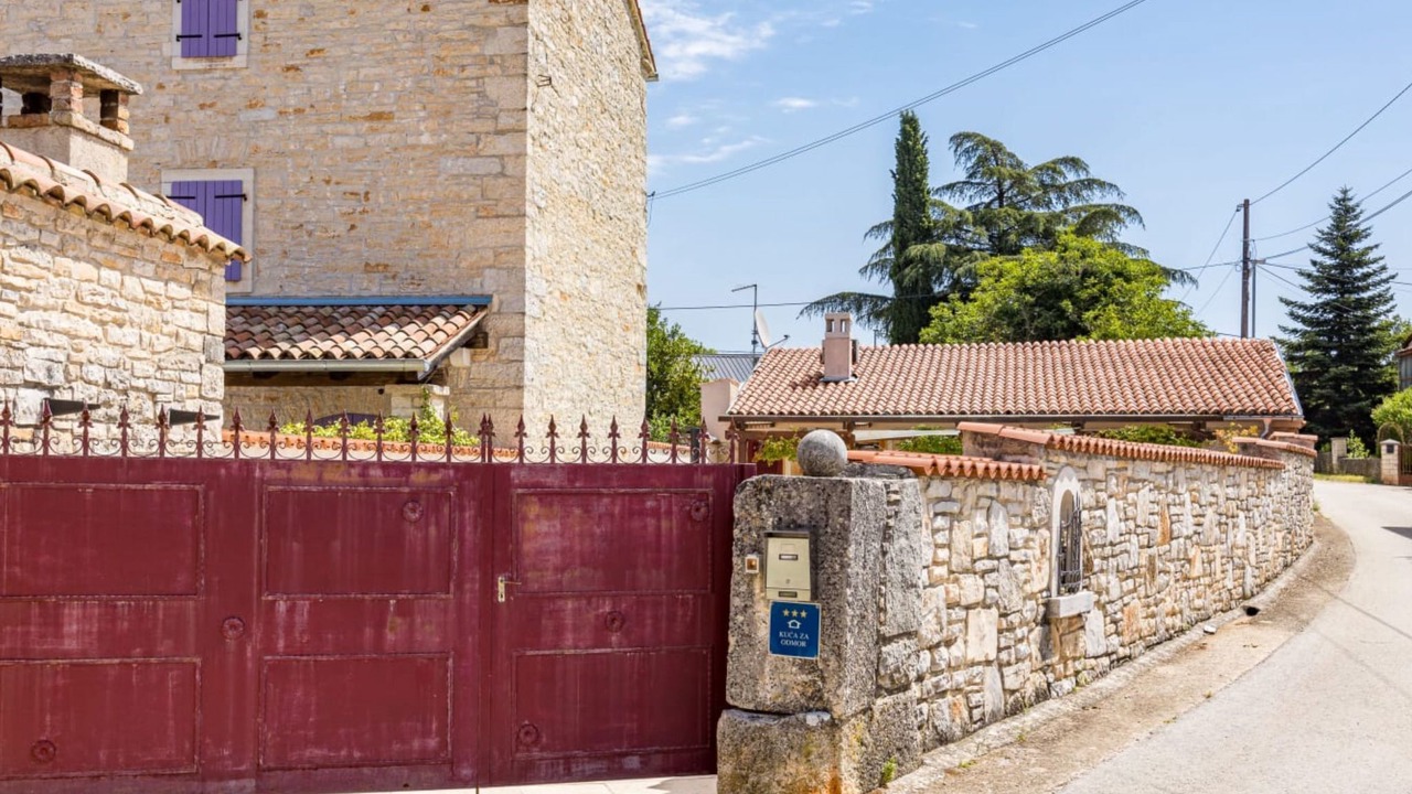 Photo of Others in Burici