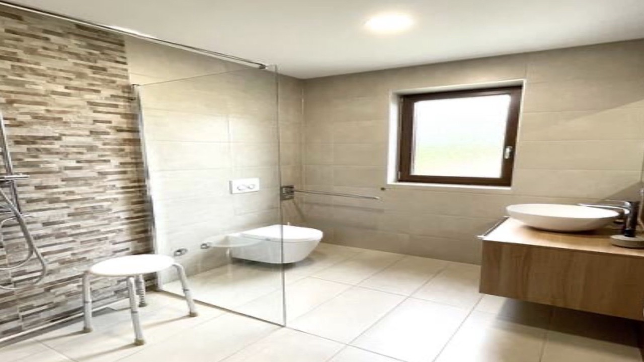 Photo of Bathroom in Jursici