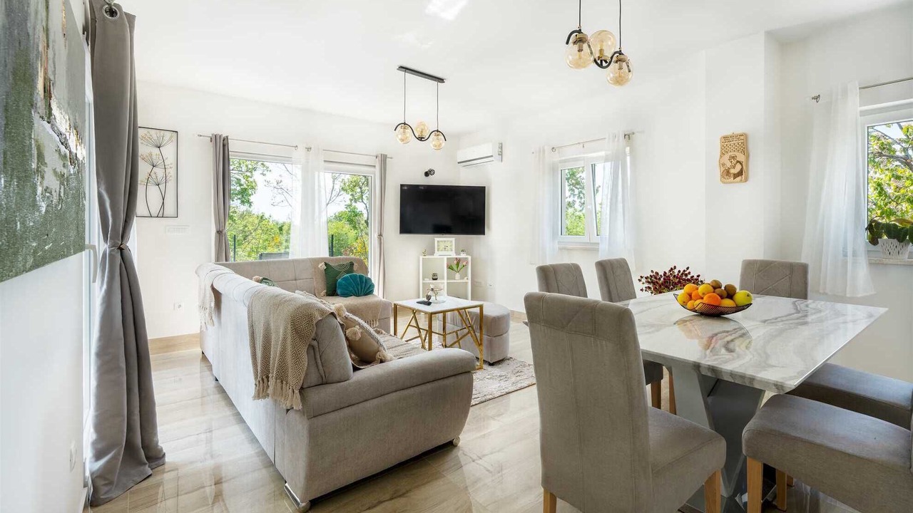 Photo of Livingroom in Lovrec