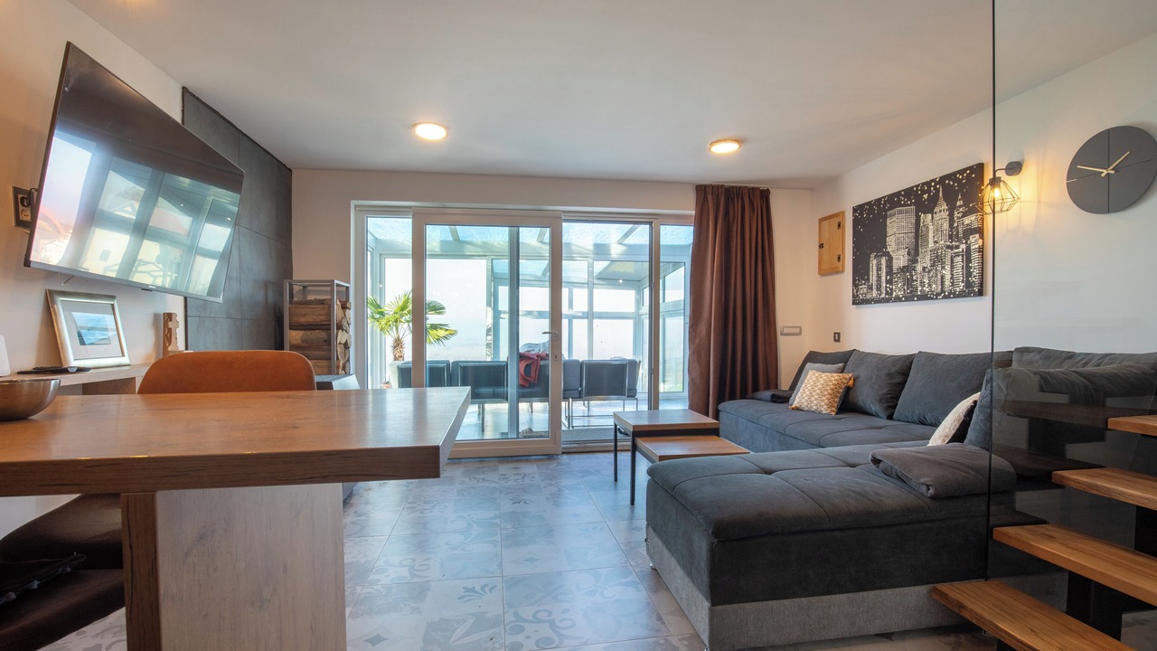 Photo of Livingroom in Aljmas
