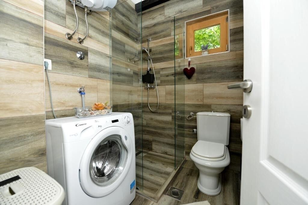 Photo of Bathroom in Policnik
