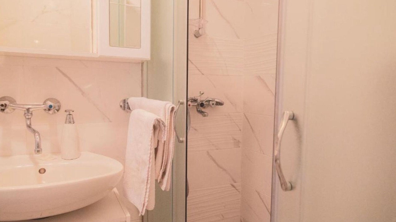Photo of Bathroom in Kali