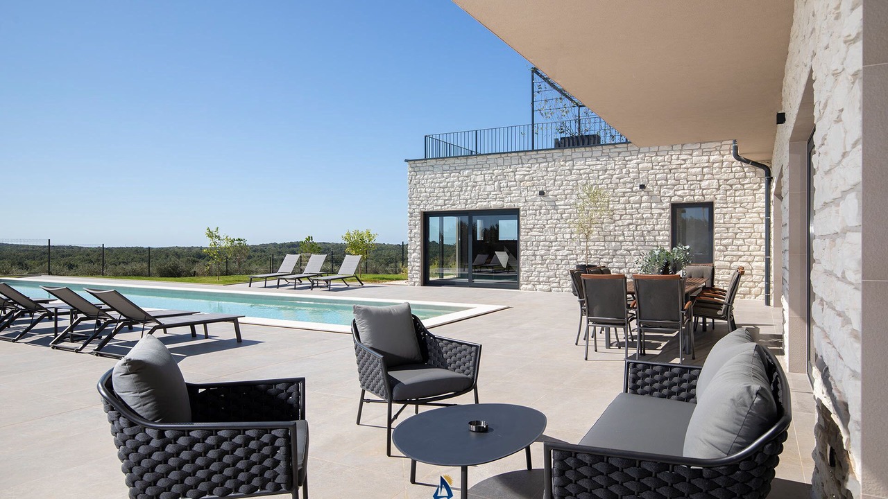 Photo of Outdoor in Bale