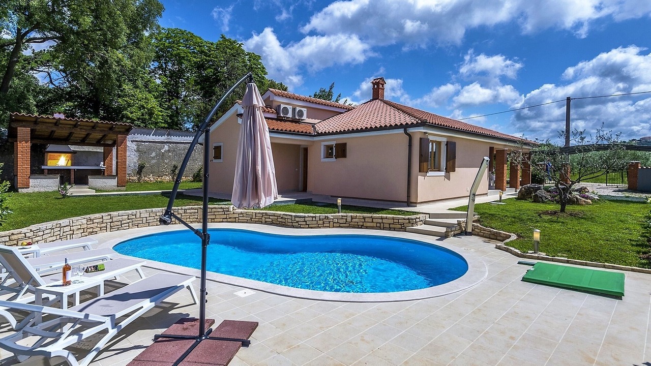 Photo of Outdoor in Farini