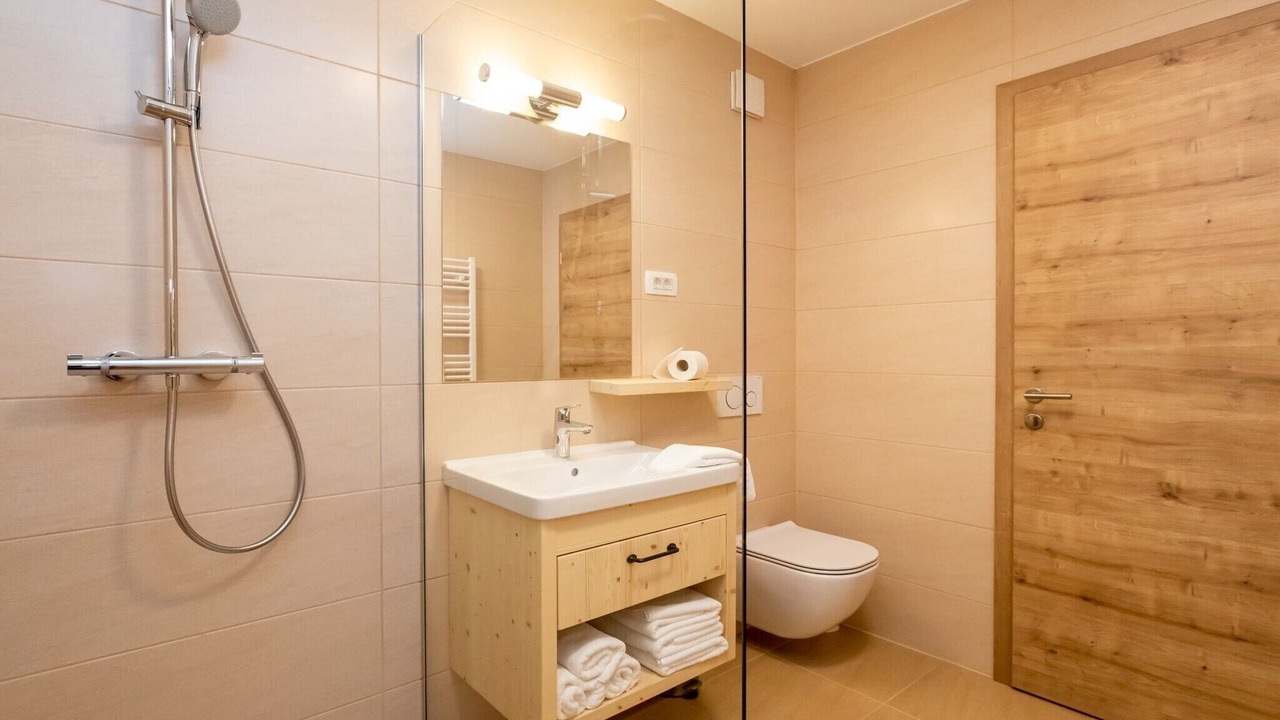 Photo of Bathroom in Ukanc
