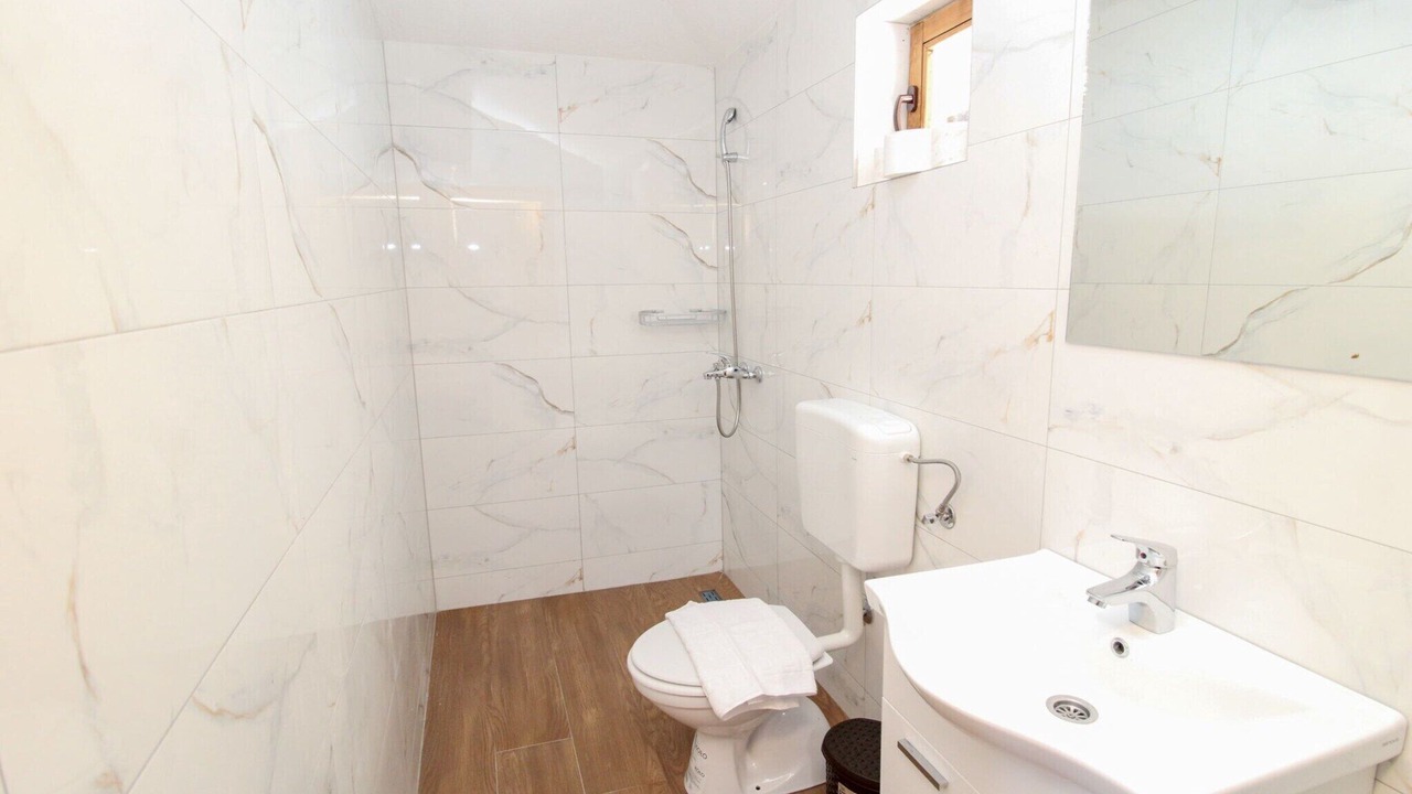 Photo of Bathroom in Pale