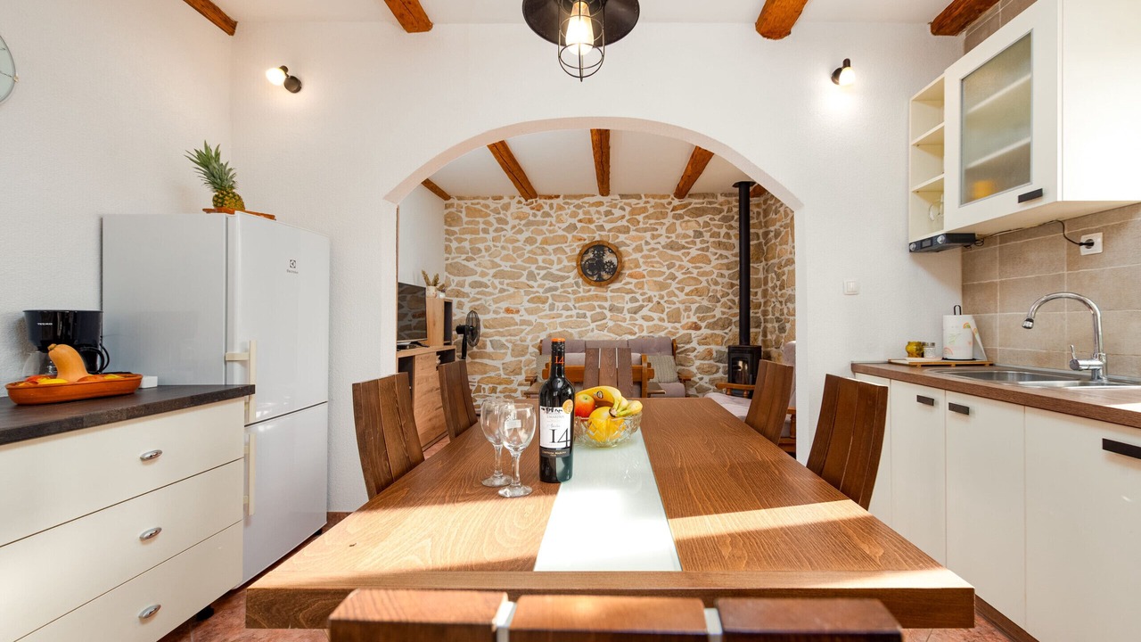 Photo of Kitchen in Skabrnja