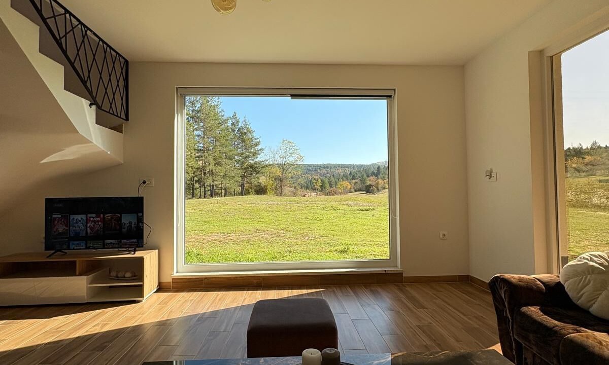 Photo of Livingroom in Canton 10