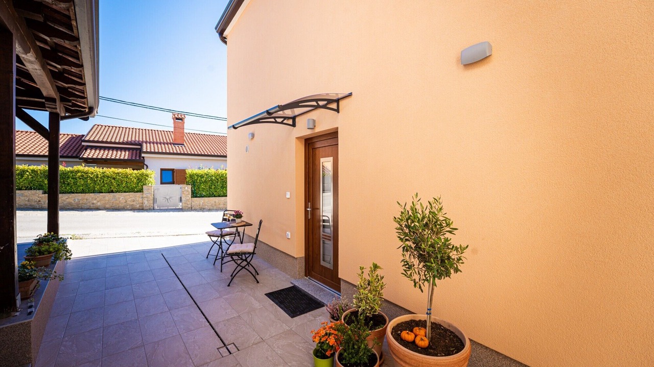 Photo of Patio Balcony in Sveti Donat