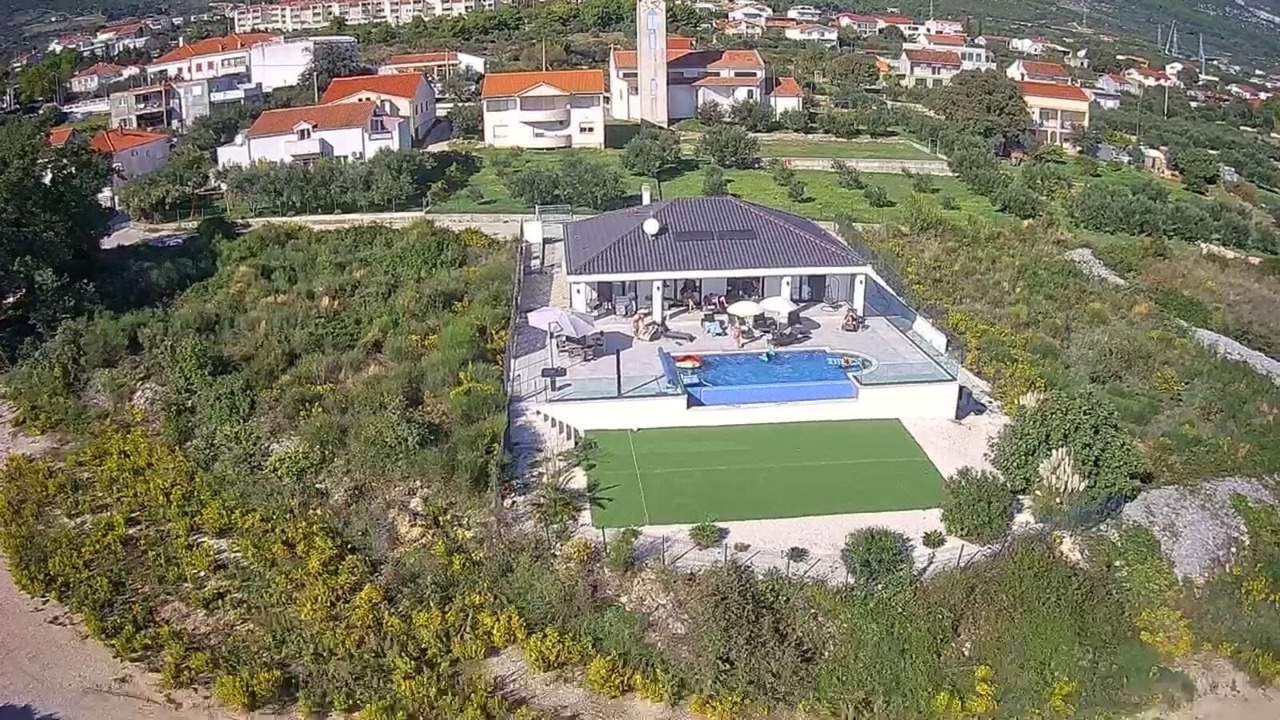 Photo of Outdoor in Rudine