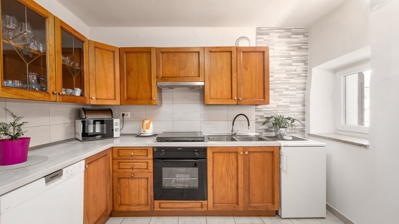 Photo of Kitchen in Brsec