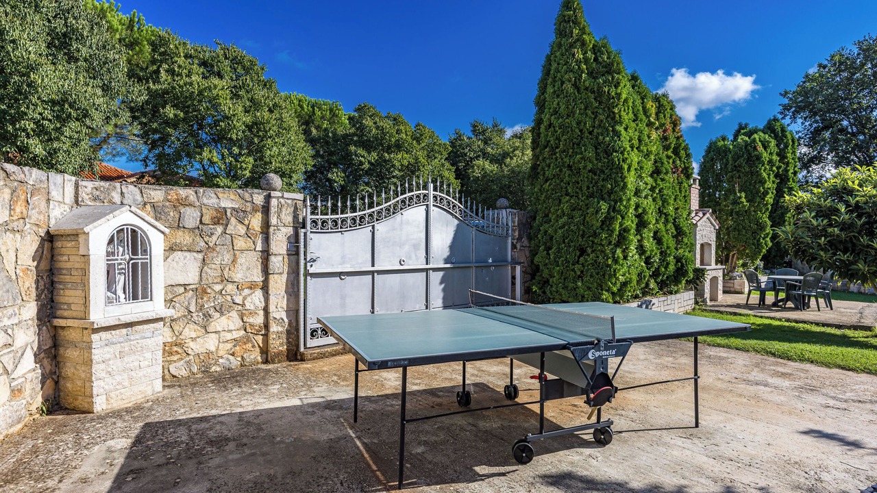 Photo of Outdoor in Matohanci