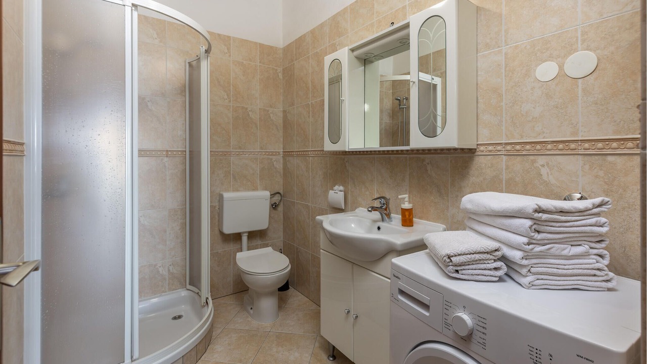 Photo of Bathroom in Banjol