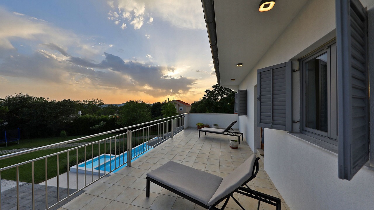 Photo of Outdoor in Tinj